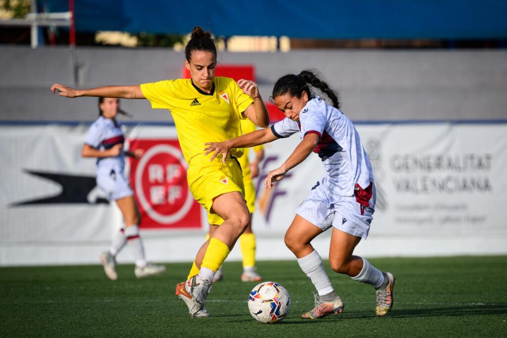 El Real Murcia Femenino viaja a Badajoz para enfrentarse al Sport Extremadura este domingo