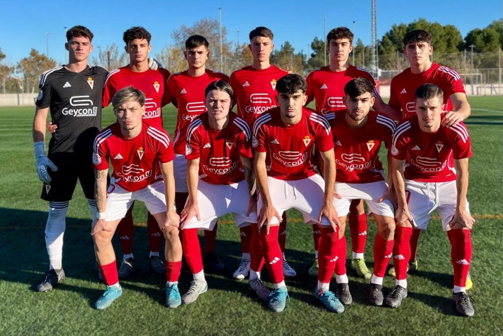 El Juvenil DH Real Murcia finaliza un gran 2024 venciendo al Hércules (2-0)