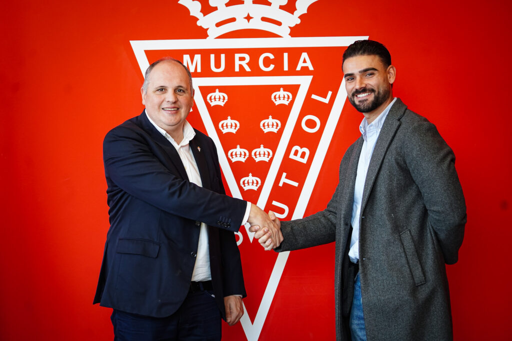 Montó Pinturas se une al Real Murcia como nuevo colaborador